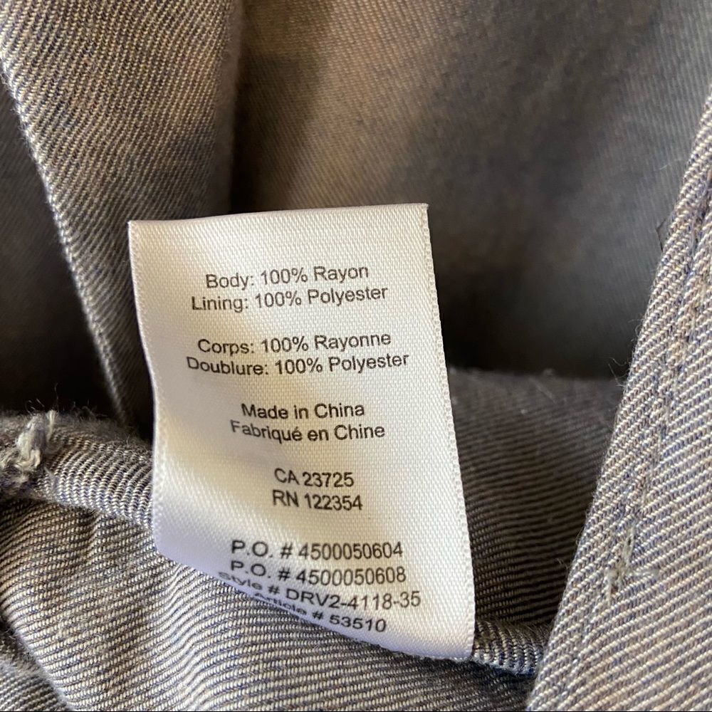 Aritzia- Light Chambray Blue Kent Lightweight Blazer - Picture 8 of 9